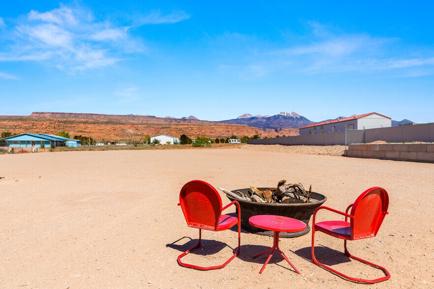 More Photos Of 11858 S Highway 191, Moab Industrial For Sale