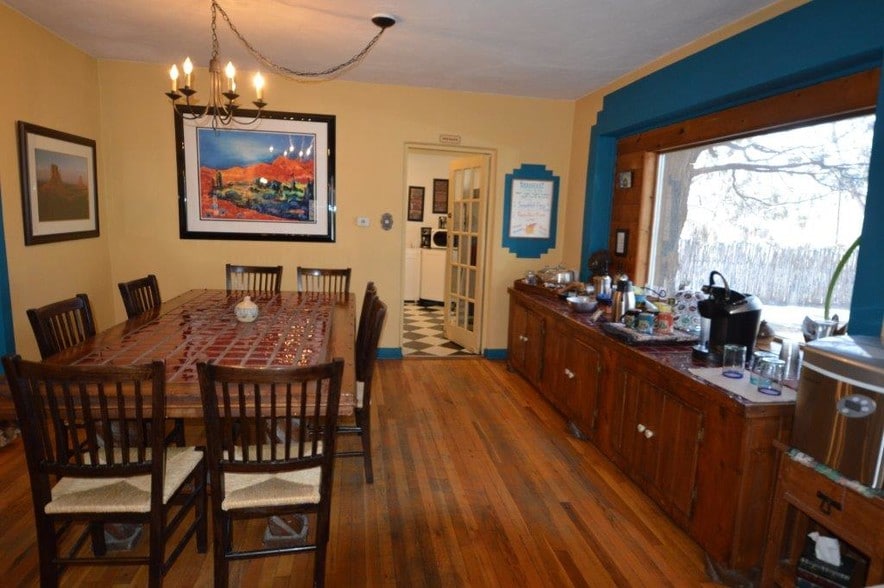 More Photos Of 416 La Lomita Rd, Taos Hospitality For Sale