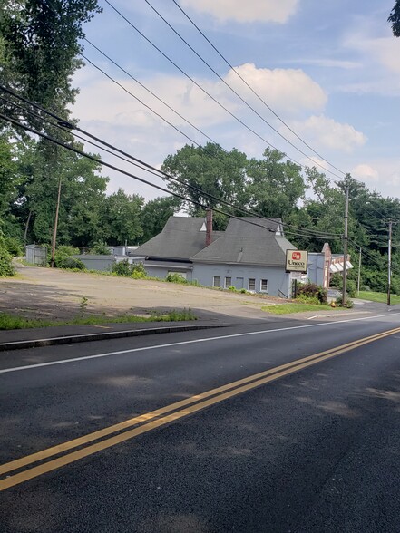 More Photos Of 330 Fuller Rd, Chicopee Distribution For Sale