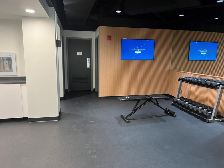 More Photos Of 6 Neshaminy Interplex, Trevose Office For Lease