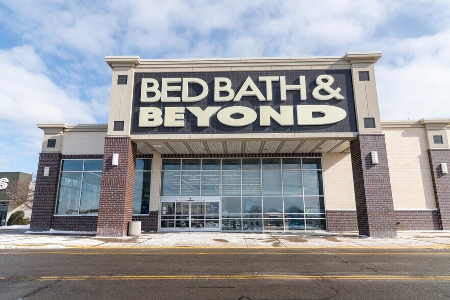 More Photos Of 3701 McKinley Pky, Buffalo General Retail For Sale