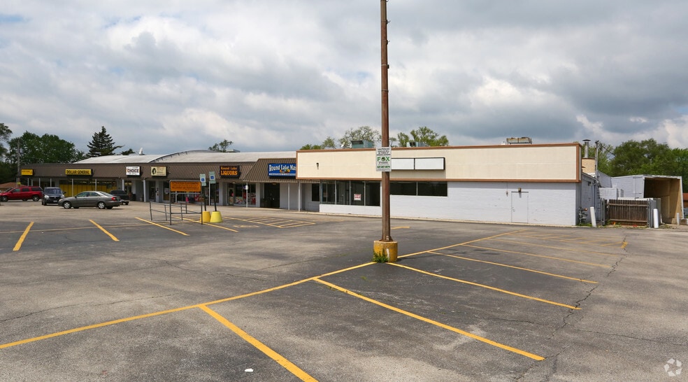 Primary Photo Of 208-214 W Washington St, Round Lake Unknown For Lease