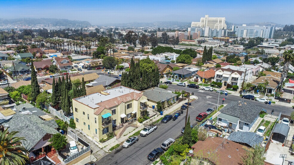 More Photos Of 2120 Sheridan St, Los Angeles Multifamily For Sale