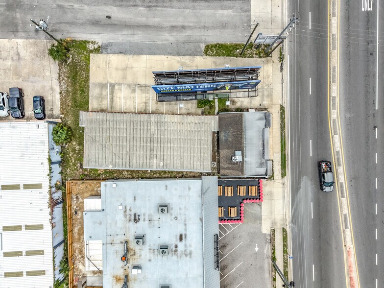 More Photos Of 180 S County Road 427, Longwood General Retail For Lease