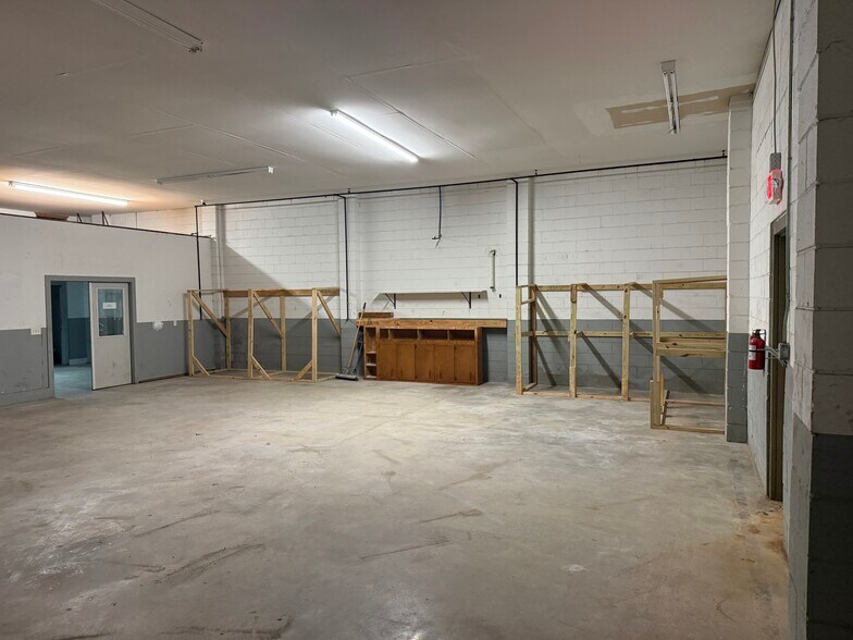 More Photos Of 2326 Walden Dr, Augusta Warehouse For Lease