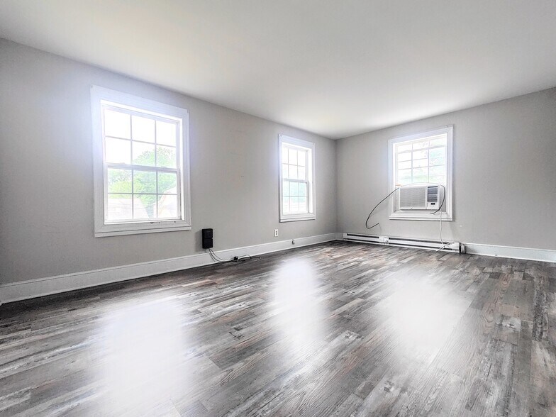 More Photos Of 814 Sunset Ave, Rocky Mount Apartments For Sale