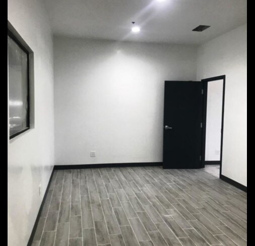 More Photos Of 1531 Stone Ridge Dr, Stone Mountain Warehouse For Lease