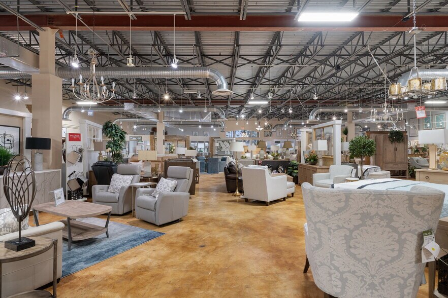 More Photos Of 97 W Gulf To Lake Hwy, Lecanto Freestanding For Sale