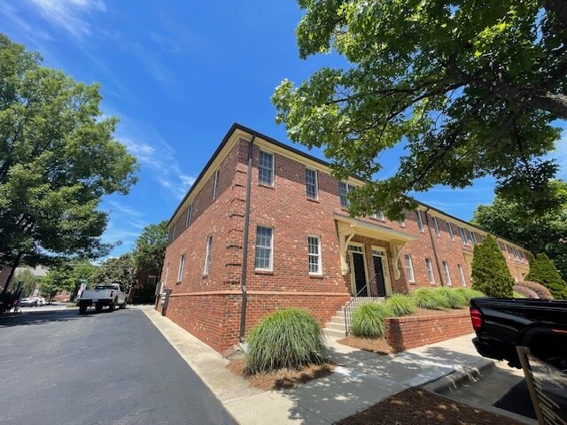 More Photos Of 727 W Hargett St, Raleigh Office Residential For Lease