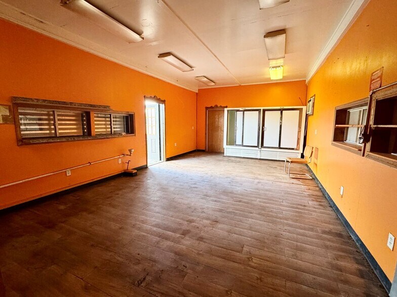 More Photos Of 563 James Monroe Ave, Monroeton Apartments For Sale