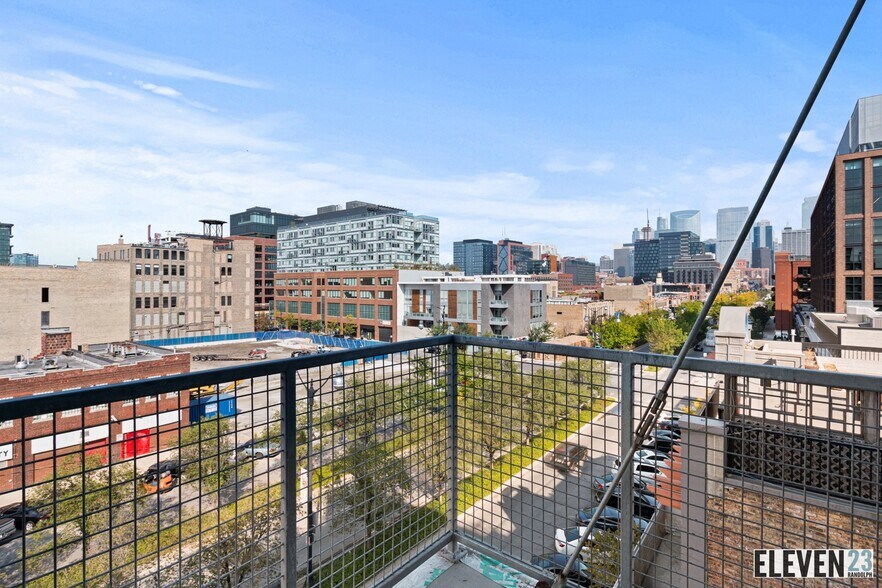 More Photos Of 1123 W Randolph St, Chicago Apartments For Lease