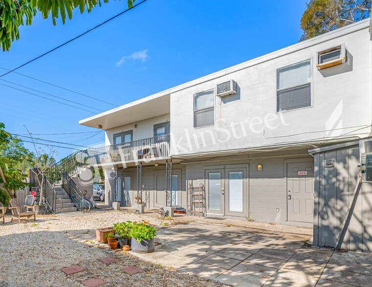 More Photos Of 6682 5th Ave N, Saint Petersburg Apartments For Sale