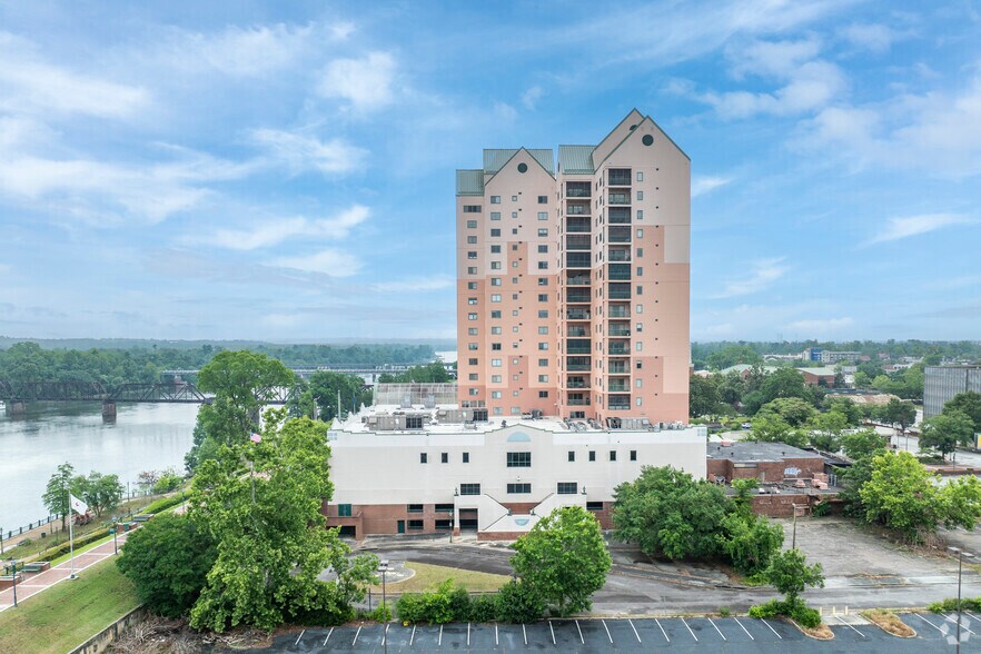 More Photos Of 1 7th St, Augusta Apartments For Lease