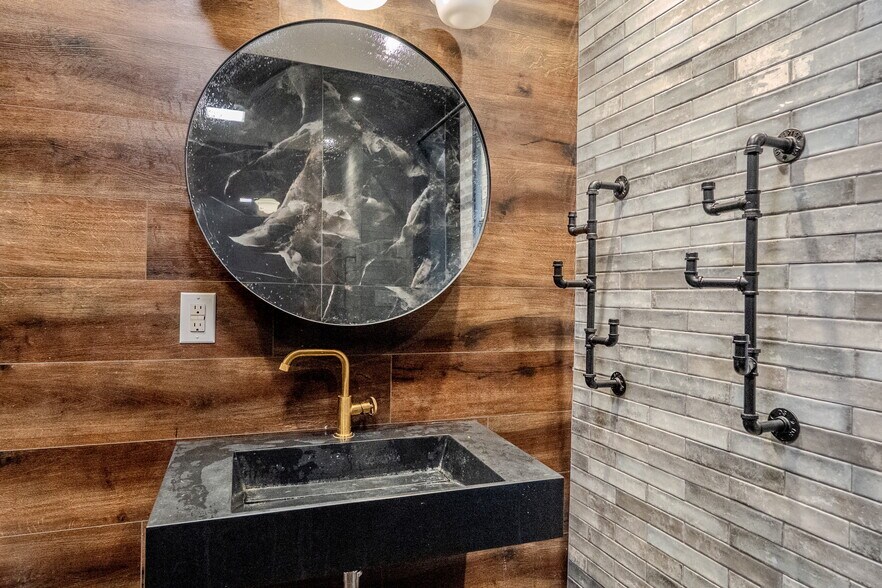 More Photos Of 231 Norman Ave, Brooklyn Apartments For Sale