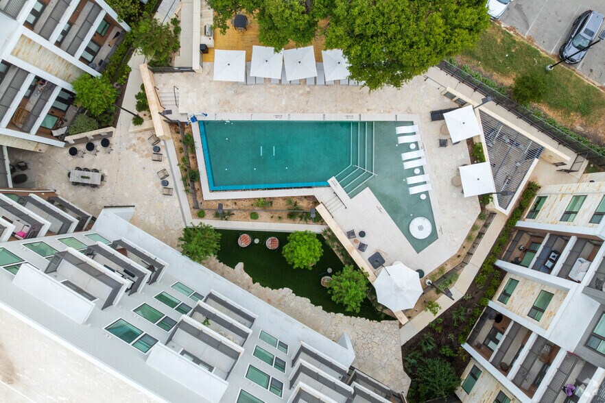 More Photos Of 5100 Bolm Rd, Austin Apartments For Lease