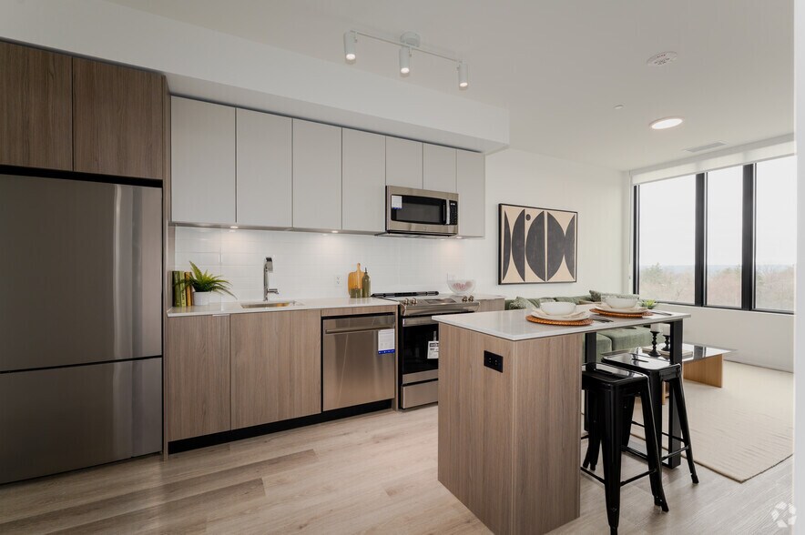 More Photos Of 500 Upper Wellington St, Hamilton Apartments For Lease
