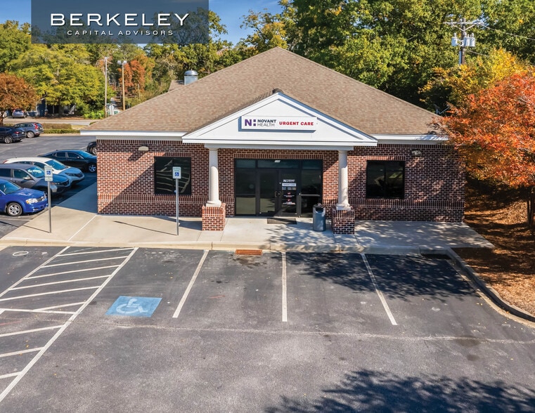 Primary Photo Of 516 Montague Ave, Greenwood Medical For Sale
