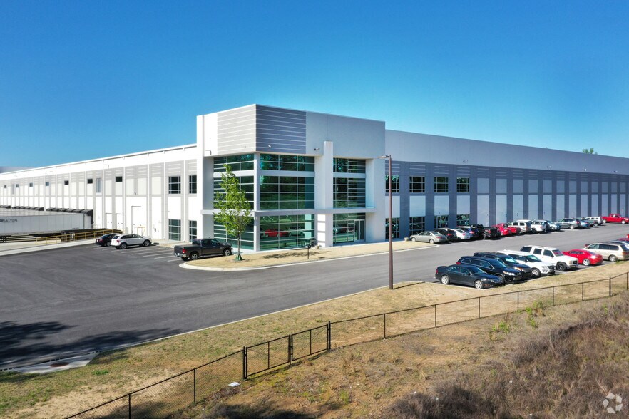 More Photos Of 7550 Wood Rd, Douglasville Distribution For Lease