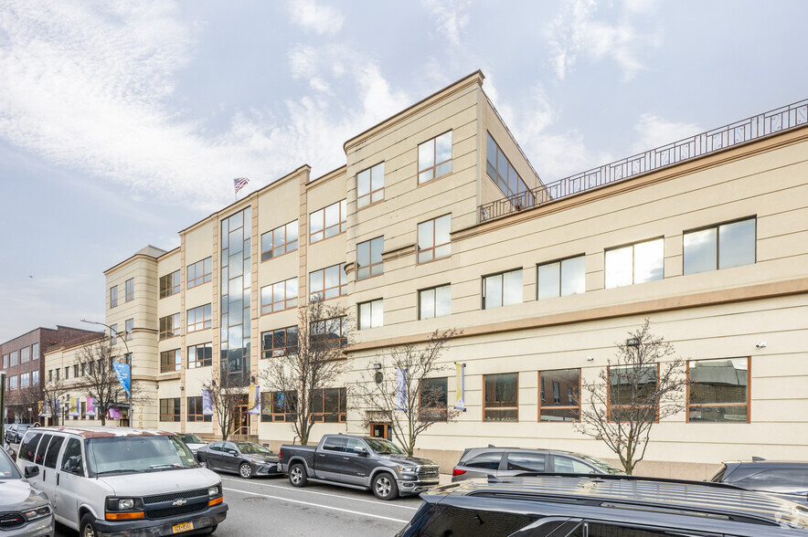 Primary Photo Of 745 64th St, Brooklyn Office For Lease