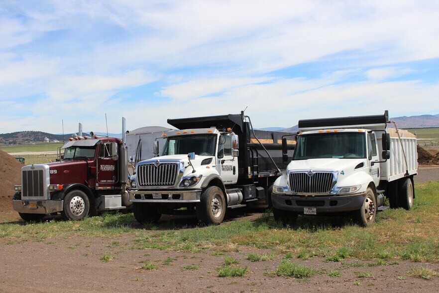 More Photos Of 24221 US-97 Hwy, Klamath Falls Contractor Storage Yard For Sale