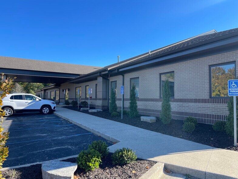 More Photos Of 3322 Beltline Ct NE, Grand Rapids Medical For Lease