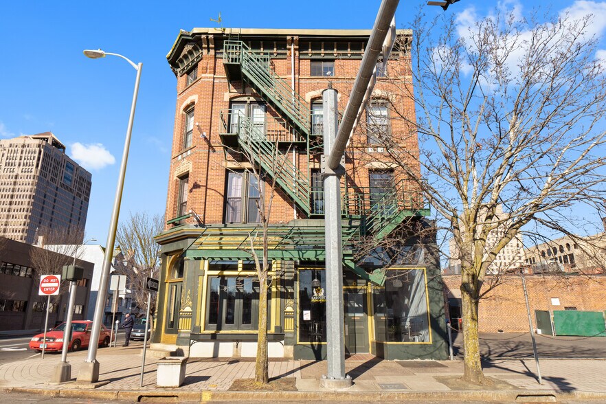 More Photos Of 5-7 Elm St, New Haven Office For Lease