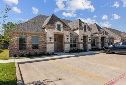 Primary Photo Of 7720 Rufe Snow Dr, Fort Worth Office For Lease
