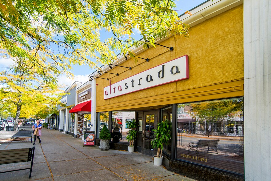 More Photos Of 74-102 Central St, Wellesley General Retail For Sale