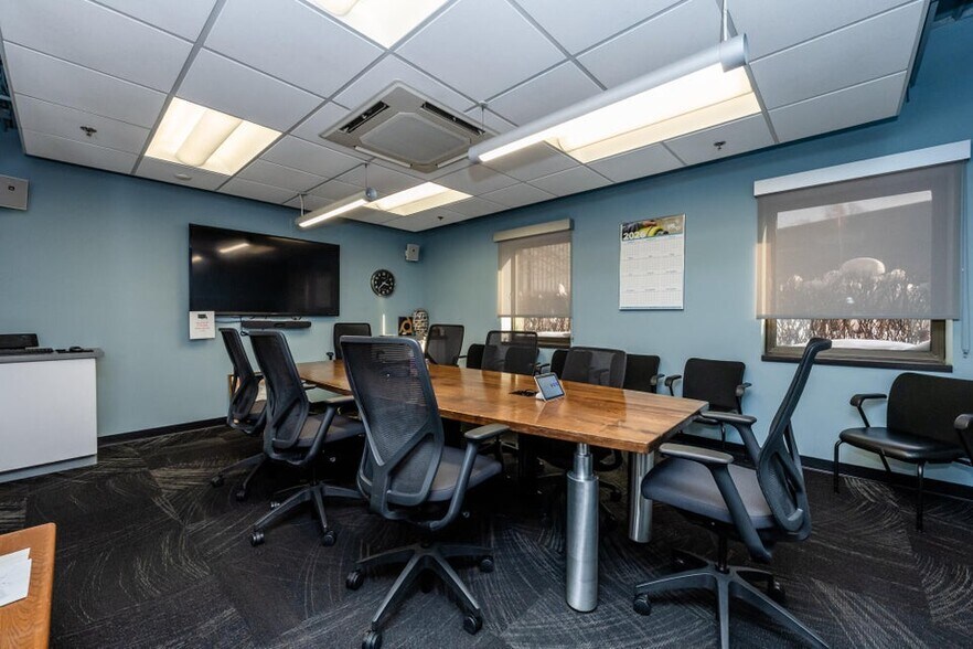 More Photos Of 521 Langley Ave, Saint Joseph Industrial For Sale