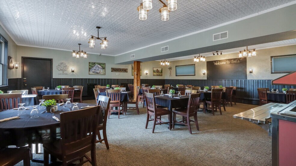 More Photos Of 2982 US Highway 63, Barronett Restaurant For Sale