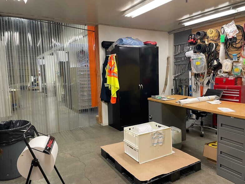 More Photos Of 9295 198th St, Langley Twp Warehouse For Sale