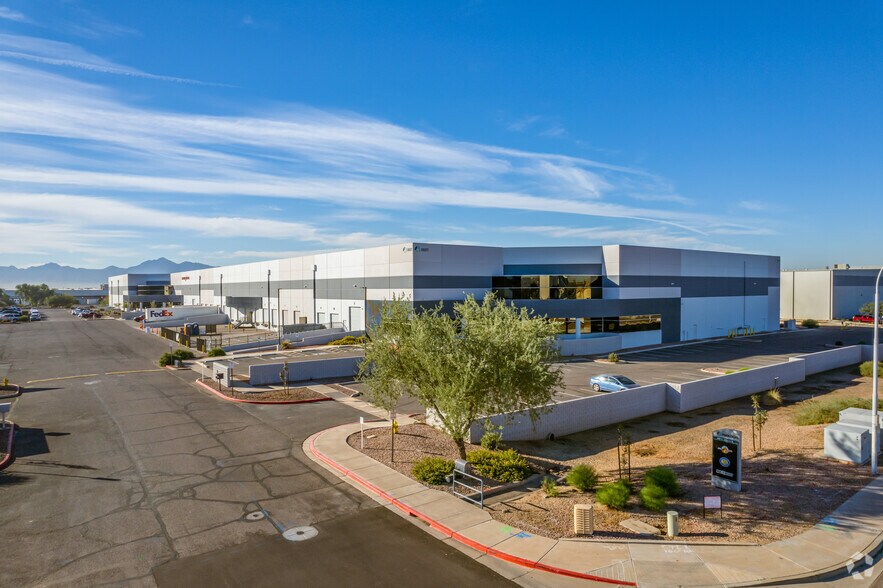 More Photos Of 8601 W Jefferson St, Tolleson Warehouse For Lease