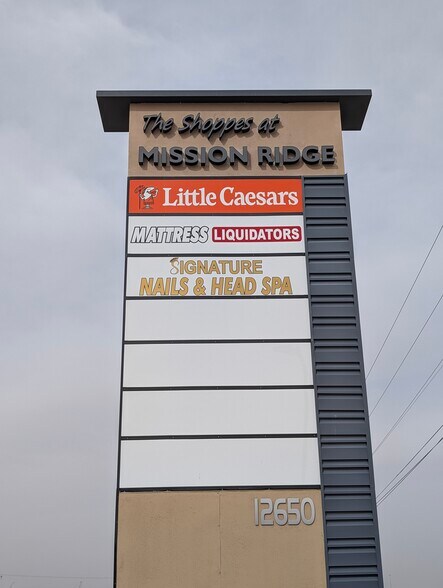 More Photos Of 12650 Pellicano dr, El Paso Storefront For Lease