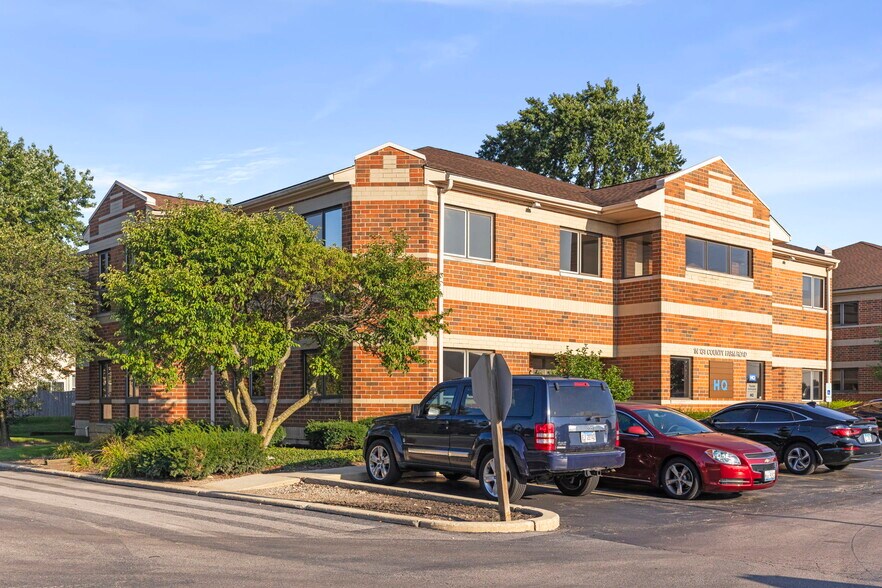 More Photos Of 1N131 County Farm Rd, Winfield Office Residential For Sale