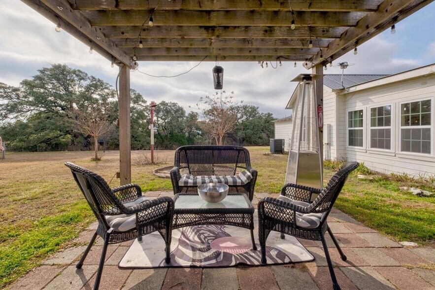 More Photos Of 22100 FM 150 W, Driftwood Office For Sale