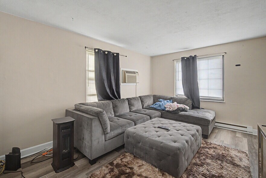 More Photos Of 526-532 Corona Ave, Dayton Apartments For Sale