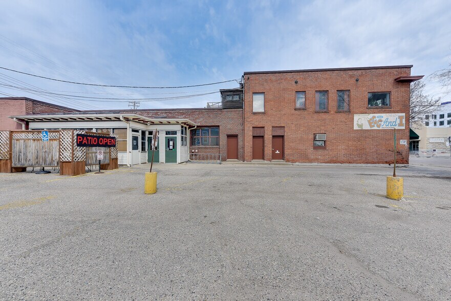 More Photos Of 2828 S Lyndale Ave, Minneapolis Restaurant For Sale