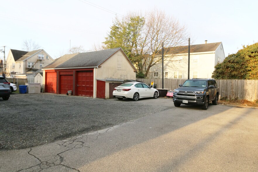 74 Nelson Ave, Harrison, NY 10528 Apartments For Sale