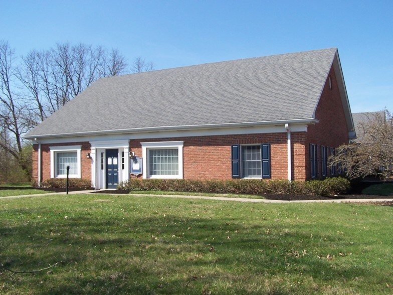 Primary Photo Of 7577 Alexandria Pike, Alexandria General Retail For Sale