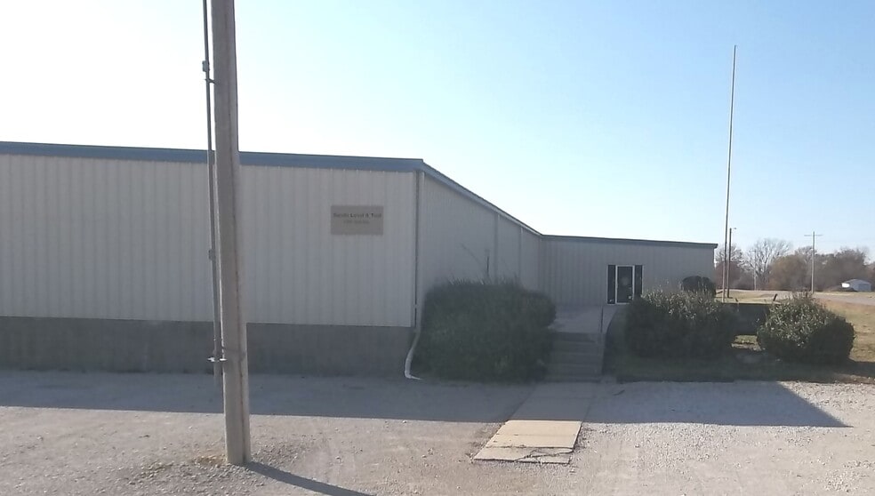 Primary Photo Of 1250 Tank Street, Neodesha Industrial For Sale