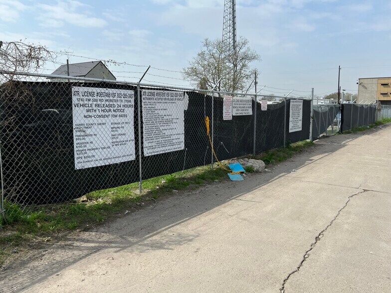 More Photos Of 1710 FM 528 Rd, Webster Auto Repair For Lease