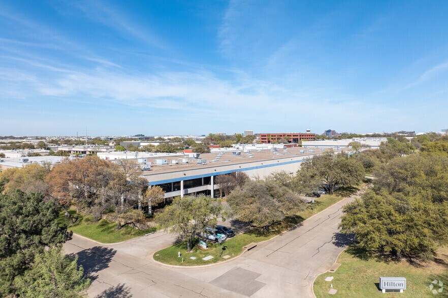 More Photos Of 3311 Boyington Dr, Carrollton Distribution For Lease
