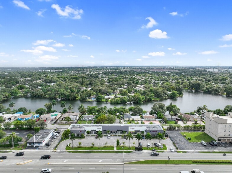 More Photos Of 4250 W Hallandale Beach Blvd, Pembroke Park Storefront Retail Office For Sale