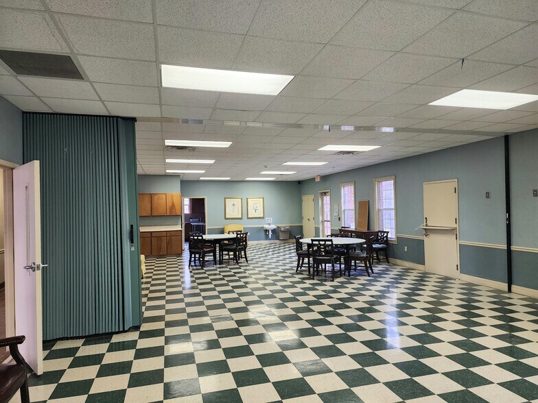 More Photos Of 57 Martin Luther King Dr, Reynolds Medical For Lease