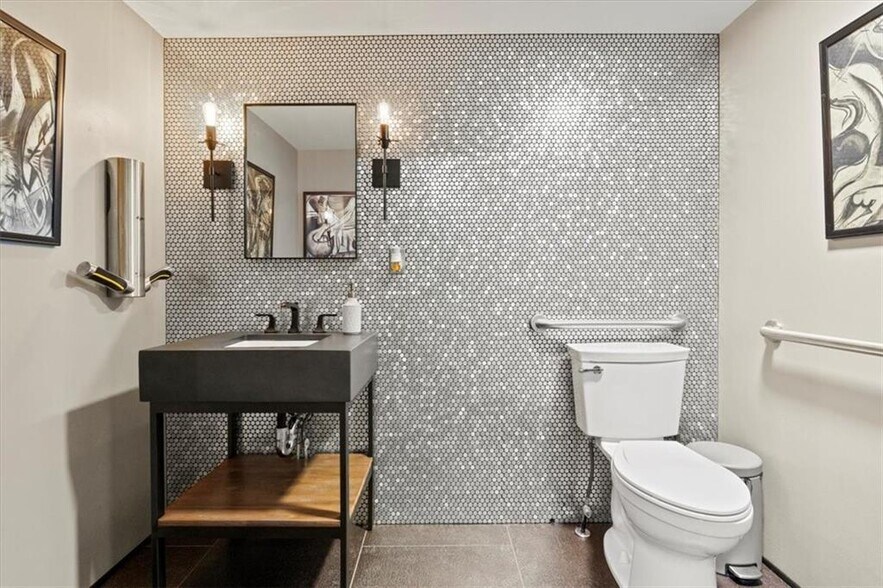 More Photos Of 383 Park Ave, Rochester Office Residential For Sale