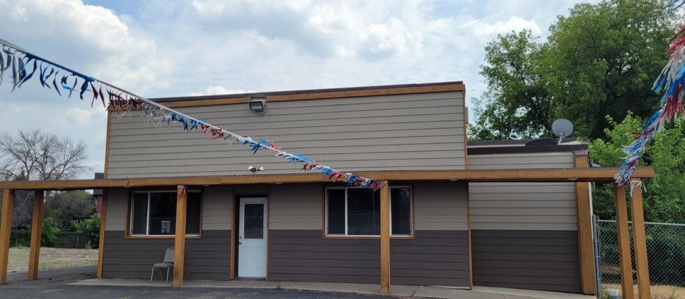 Primary Photo Of 378 Como Ave, Saint Paul Auto Dealership For Sale