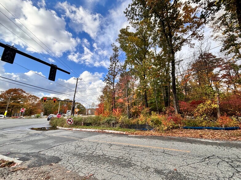 More Photos Of 0 Eddie Dowling Highway Hwy, North Smithfield Land For Sale