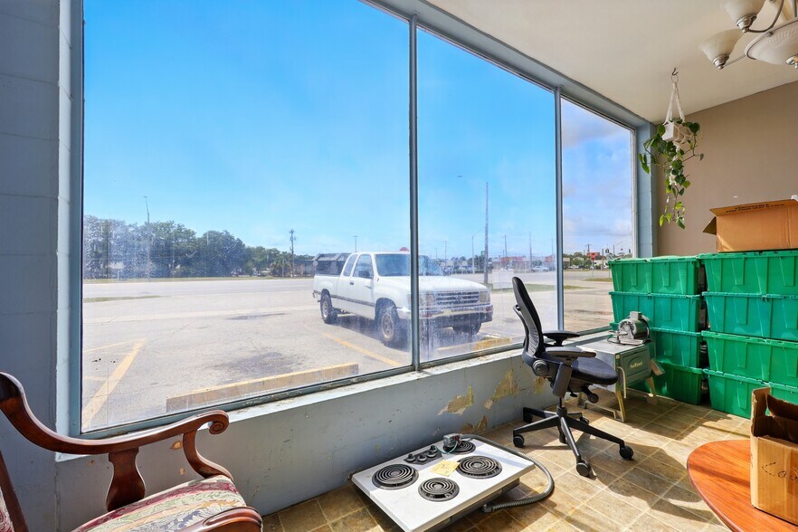 More Photos Of 110 N State Road 19, Palatka Auto Repair For Sale