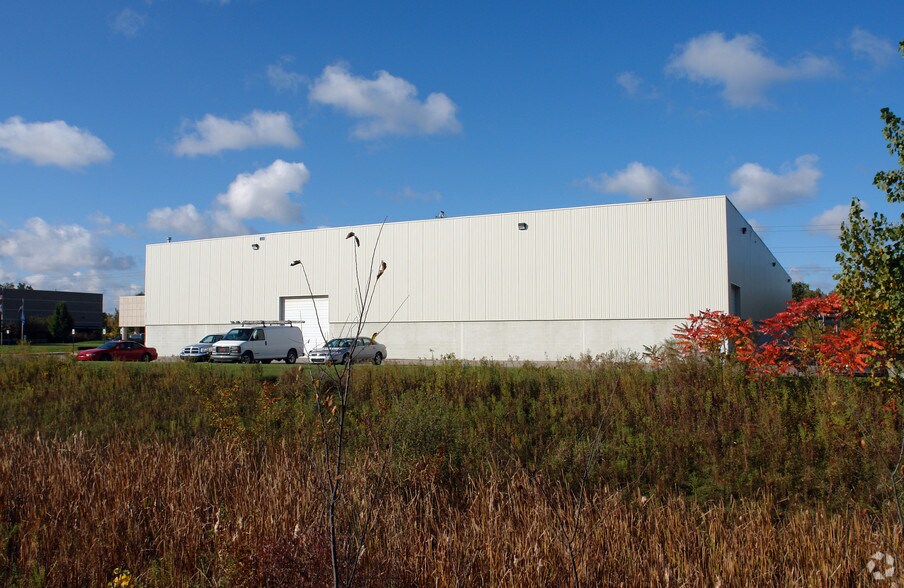 More Photos Of 7021 Sterling Ponds Ct, Sterling Heights Manufacturing For Lease