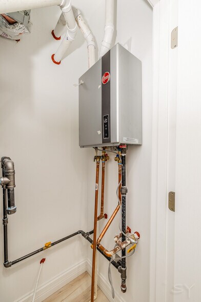 More Photos Of 3401 W Monroe St, Chicago Apartments For Sale